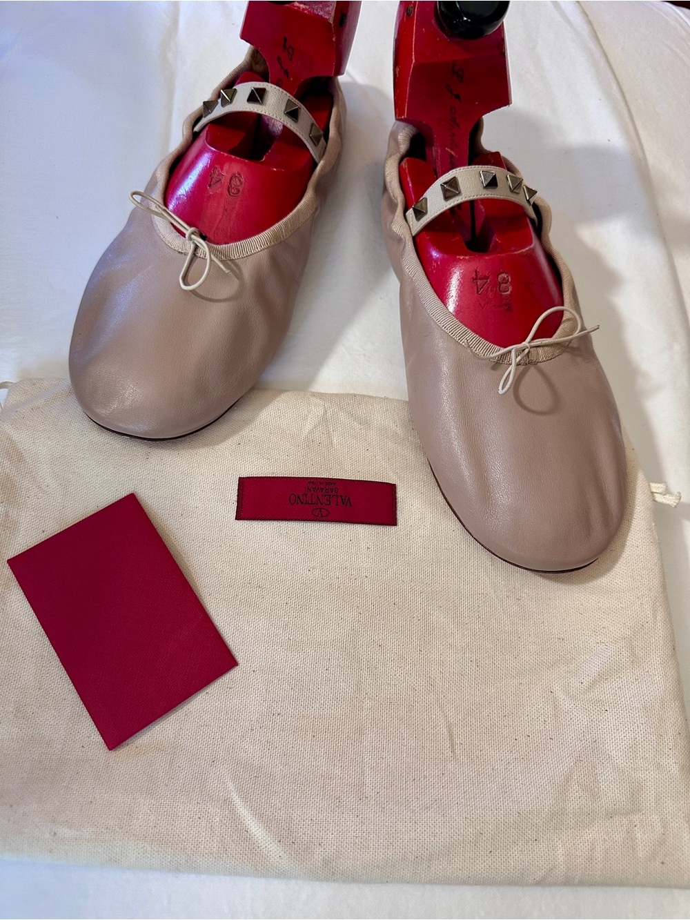 Valentino Garavani Beige Rockstud Ballet Flats